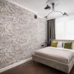 Apartment Centre Deluxe By Bookinghost